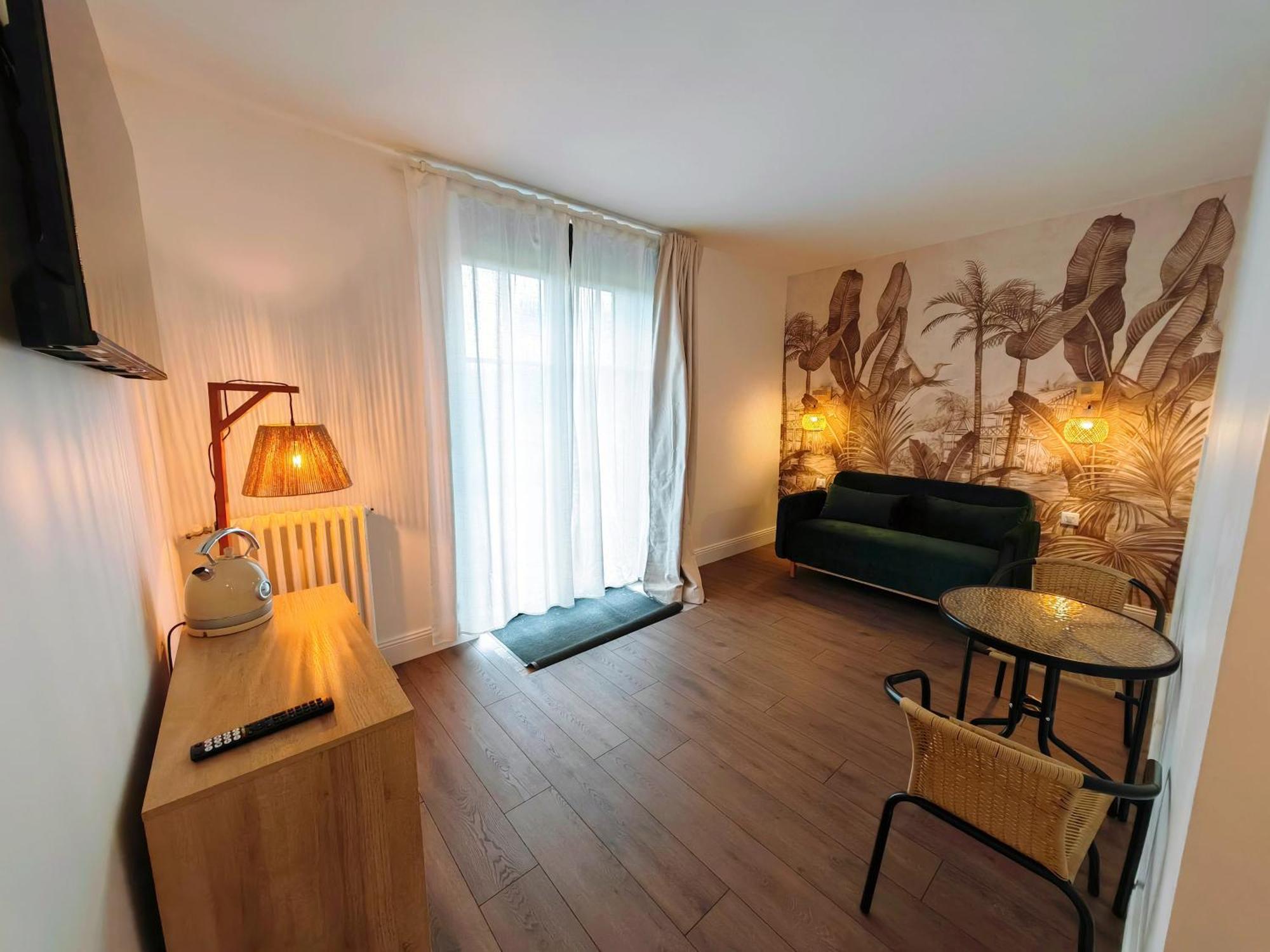 Apartamento Domaine De L'Isle Maniere Saint-Quentin-sur-le-Homme Exterior foto